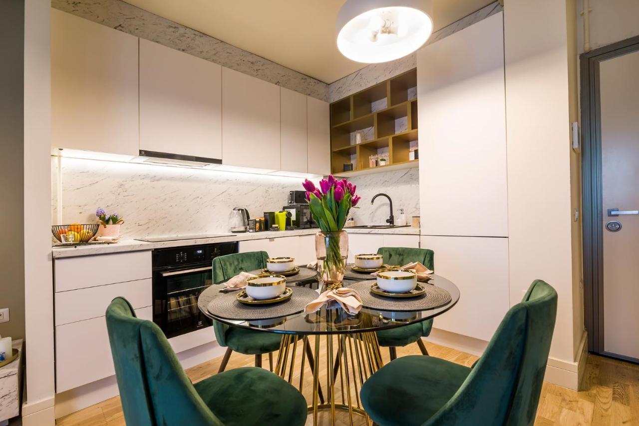 The Address Bucharest Apartment Bagian luar foto