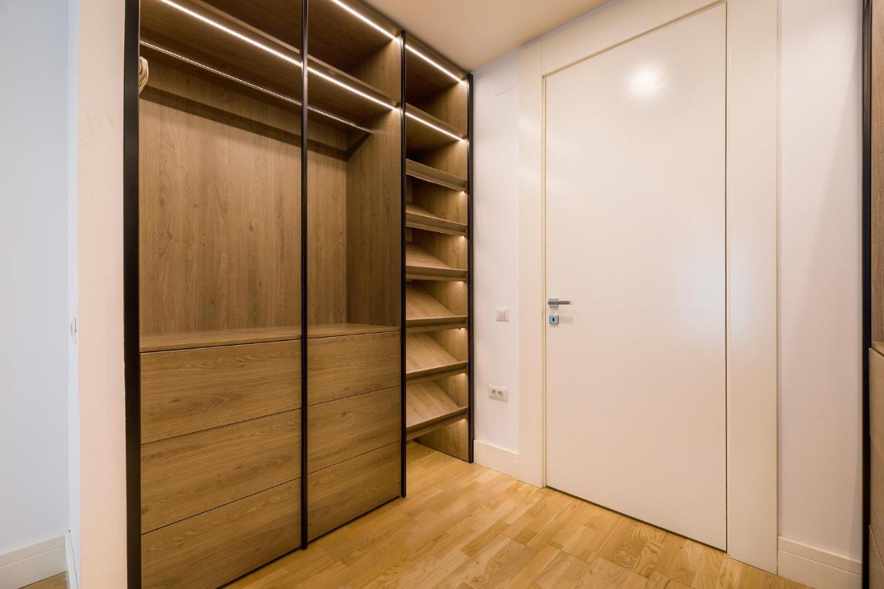 The Address Bucharest Apartment Bagian luar foto