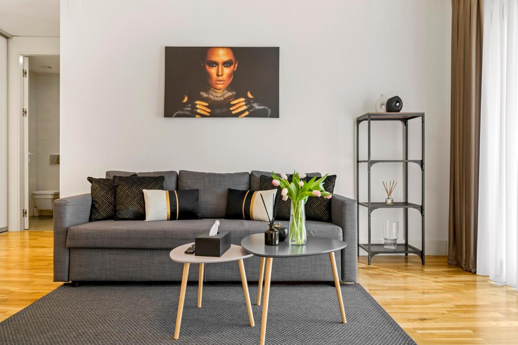 The Address Bucharest Apartment Bagian luar foto